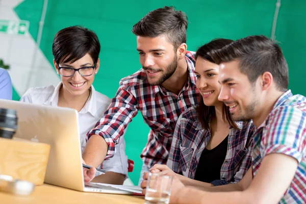 Students on meeting — Stock Photo, Image