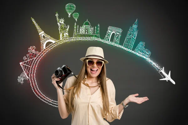 Excited Tourist with photo camera — Stock Photo, Image