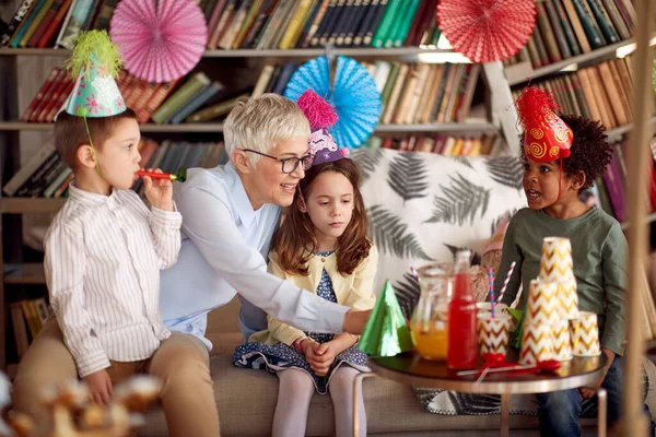 Grandma Having Good Time Birthday Party Cheerful Atmosphere Home Grandchildren — Stock Photo, Image