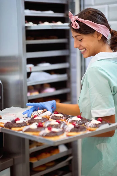 Small Business Owner Passionate Her Product Donuts — Stock Photo, Image