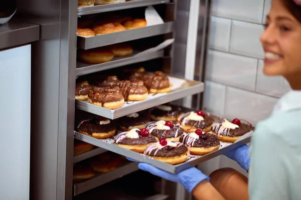 Jolly Small Business Owner Passionate Her Product Donuts — Stock Photo, Image