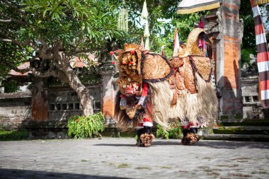 Barong Dance show, Endonezya dili mitoloji gerçekleştirmek