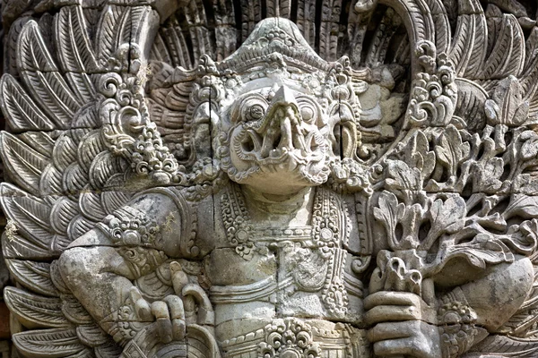 Statua balinese al tempio di Bali Indonesia — Foto Stock