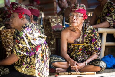 Bali, Endonezya, Aralık, 24,2014: üst düzey müzisyen ile onun gr