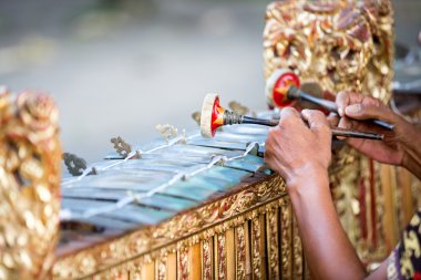 Geleneksel Balinese müzik enstrümanı