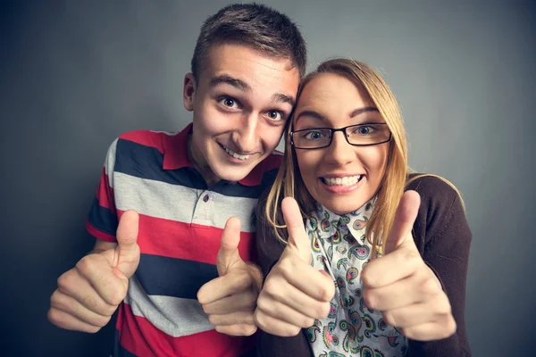 Glückliches Nerdpaar — Stockfoto