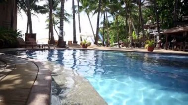 Tropikal Beach Resort cenneti - hala video Havuzu