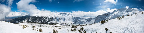 Invierno montañas paisaje — Foto de Stock