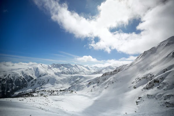 Background of snowy mountains — Stock Photo, Image