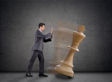 Kraliçe isimlerinden işadamı sökmek