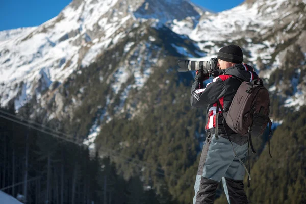 Fotograf in der Natur — Stockfoto