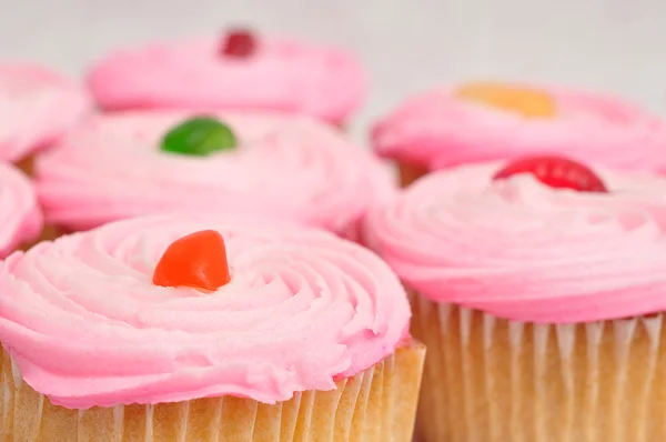 Deliciosos cupcakes rosa — Fotografia de Stock
