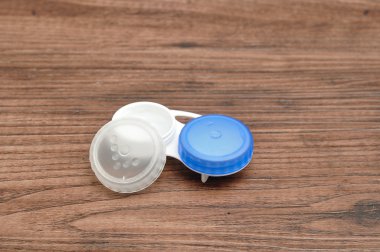 Kontakt lens tutacağı