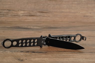 Çelik kelebek bıçak (kelebek bıçak)