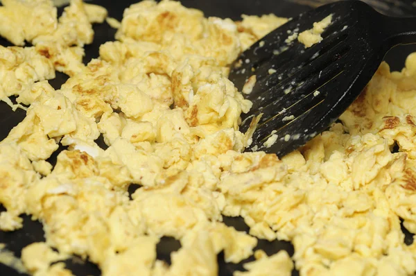 Lezzetli Scramble yumurta