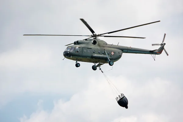 Helikopter på himlen — Stockfoto