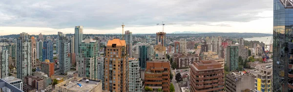 Ванкувер до н.э. Downtown Condominiums Panorama — стоковое фото