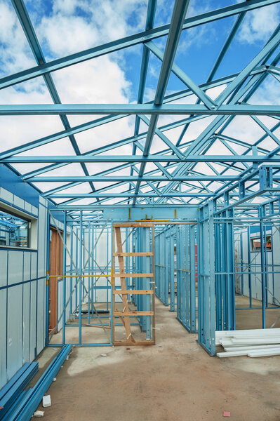 Строящиеся здания