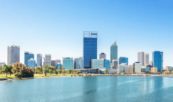 Perth Blick um die Mittagszeit — Stockfoto