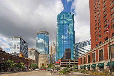 Minneapolis, Minnesota S Marquette Avenue boyunca manzarası