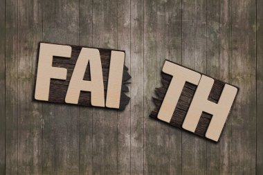 İnanç word ile kırık tahta