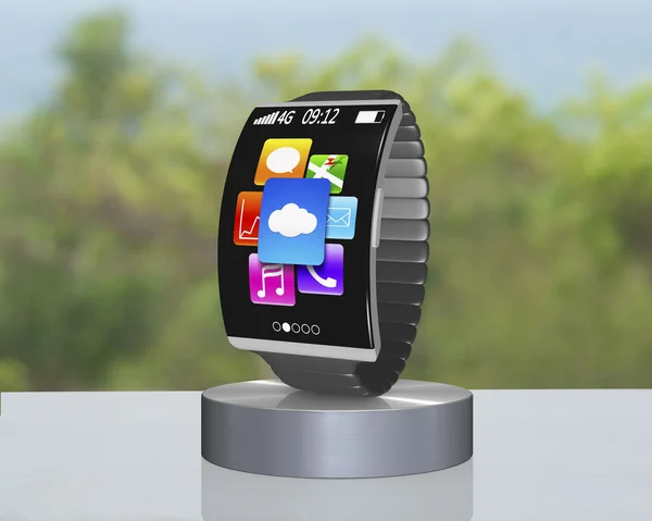 Tmavě šedá zakřivenou obrazovku smartwatch na předváděčce s kovovou watchb — Stock fotografie