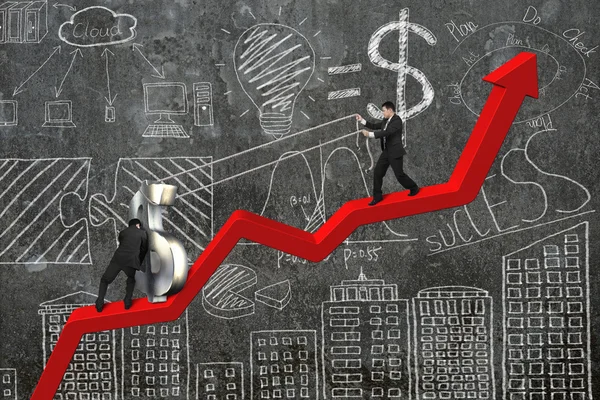 Zwei Geschäftsleute bewegen Dollarzeichen auf rotem Trenddiagramm nach oben — Stockfoto