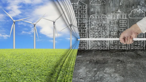 회색 도시를 다루는 오픈 바람 터빈 커튼 당기 손 — 스톡 사진