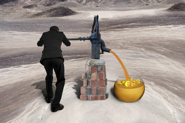 Man drawing golden sand currency symbols retro pump desert — Stock Photo, Image