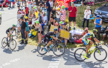 Col du Glandon - Fransa Bisiklet Turu 2015 tarihinde üç bisikletçiler