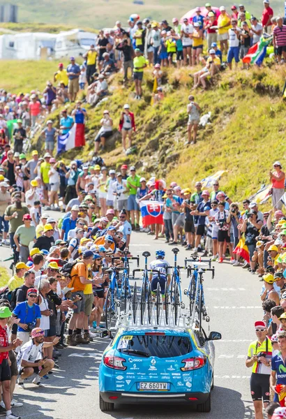 Techniczne samochodu na Col du Glandon - Tour de France 2015 — Zdjęcie stockowe