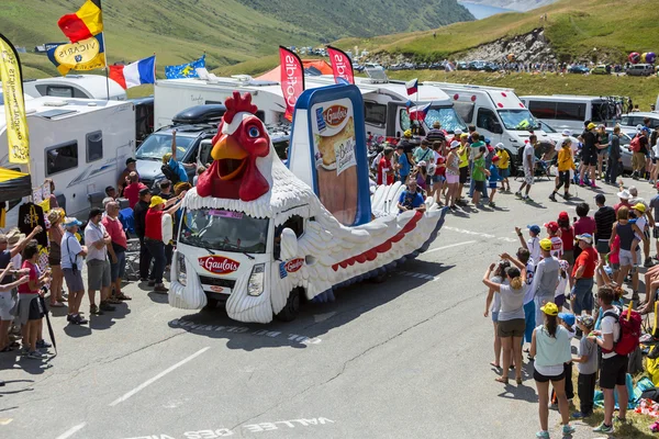 Le Gaulois Vehicle in Alps - Tour de France 2015 — Stock Photo, Image