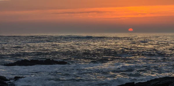 Smukt Billede Solopgangen Havet Bretagne Det Nordlige Frankrig - Stock-foto