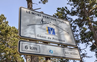 mount ventoux sırasında yol göstergesi