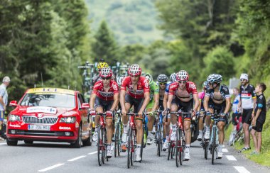 Peloton.