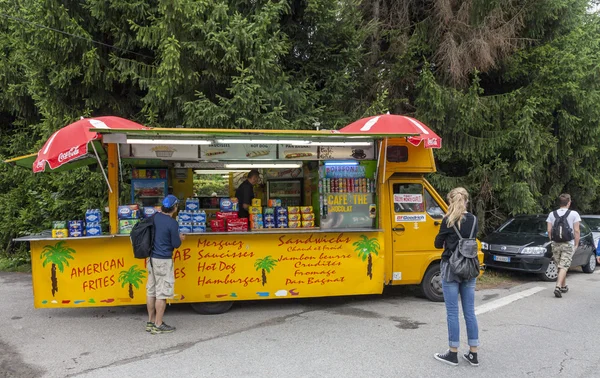 Kiosk on the Roadside- Tour de France 2014 — Stock Photo, Image