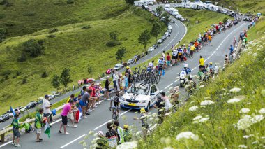 Bisikletçi Tom Dumoulin üzerinde Col de Peyresourde - Fransa Bisiklet Turu 