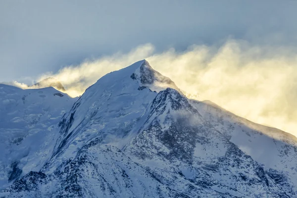 Reggeli órákban a Mont Blanc — Stock Fotó