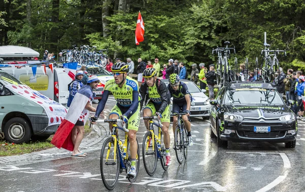 Grupo de tres ciclistas - Tour de Francia 2014 — Foto de Stock