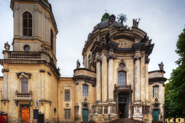 Architectuur van Lvov. Oekraïne. — Stockfoto