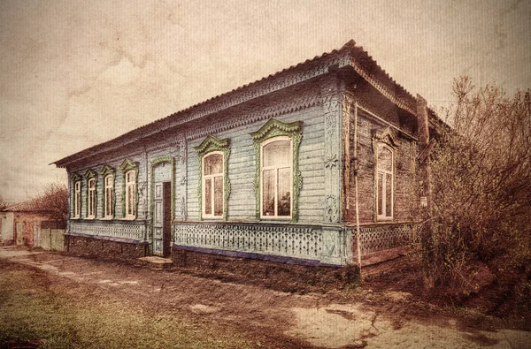 Vecchia casa in legno a Poltava. Ucraina . — Foto Stock