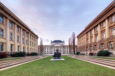 Hırvat Devlet Arşivleri. Zagreb.
