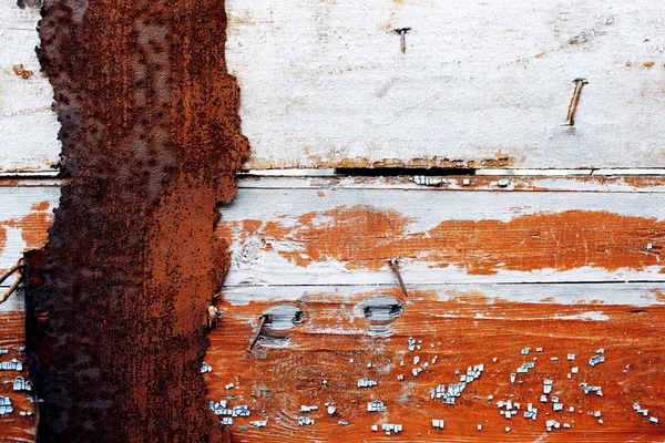 Cerca de metal enferrujado velho e envelheceu a tempo — Fotografia de Stock