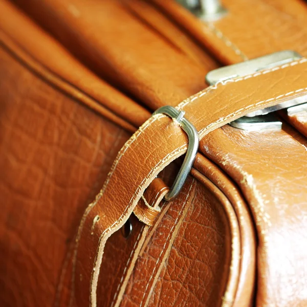 eski püskü eski çanta sarı