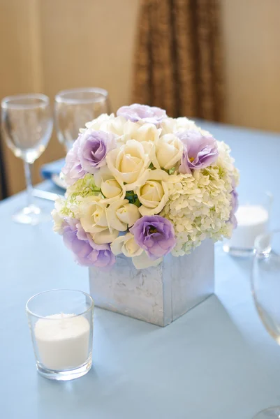 Ajuste de mesa boda cena —  Fotos de Stock