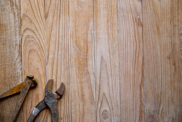 Vieux outils sur fond en bois — Photo
