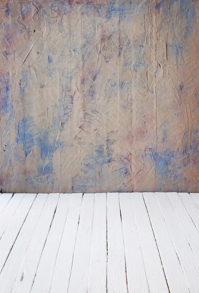 Chambre vintage intérieur avec mur de ciment de couleur et fond de plancher de bois — Photo