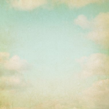 Mavi gökyüzü ve beyaz bulutlar grunge tarzı eski kağıt arka plan.