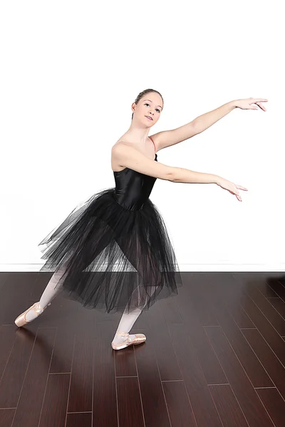 Ballerina dancing in studio — Stock Photo, Image