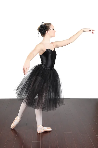 Ballerina dancing in studio — Stock Photo, Image